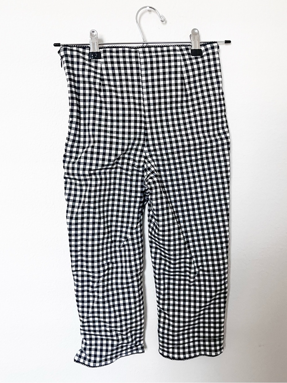 Gingham Capris Urban Outfitters - Picture 5 of 6